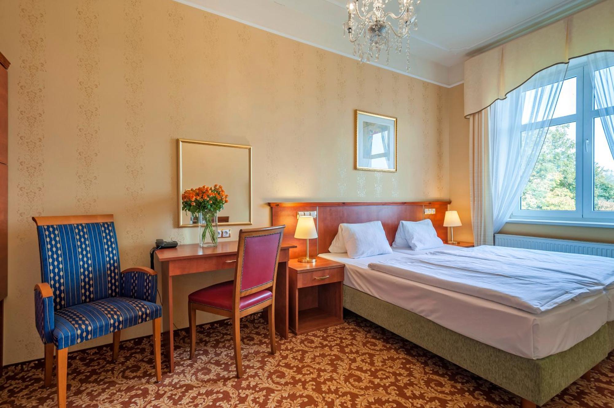 Spa Resort Pawlik-Aquaforum Františkovy Lázně Dış mekan fotoğraf