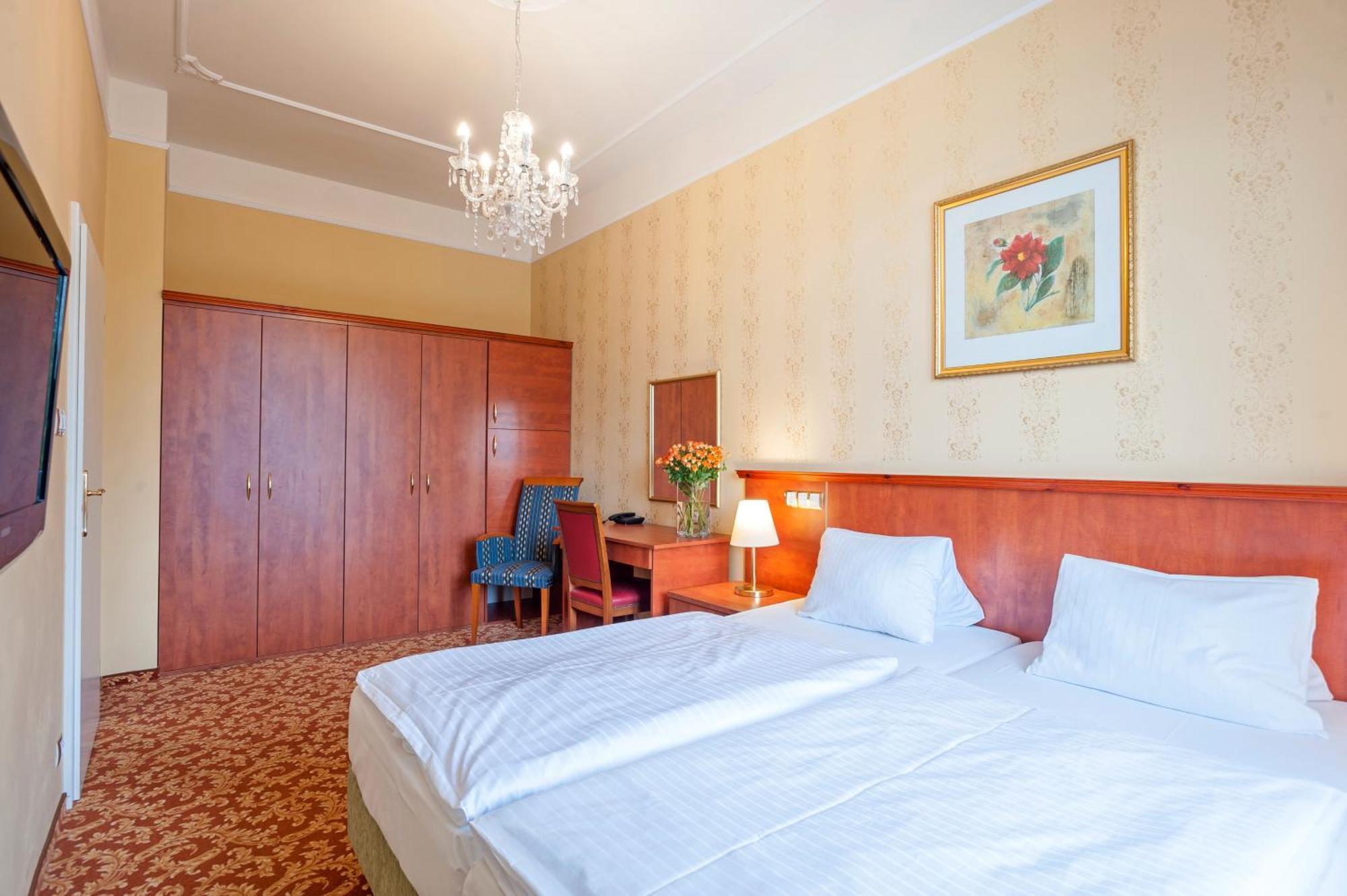 Spa Resort Pawlik-Aquaforum Františkovy Lázně Dış mekan fotoğraf