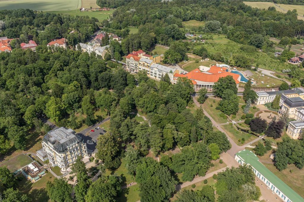 Spa Resort Pawlik-Aquaforum Františkovy Lázně Dış mekan fotoğraf