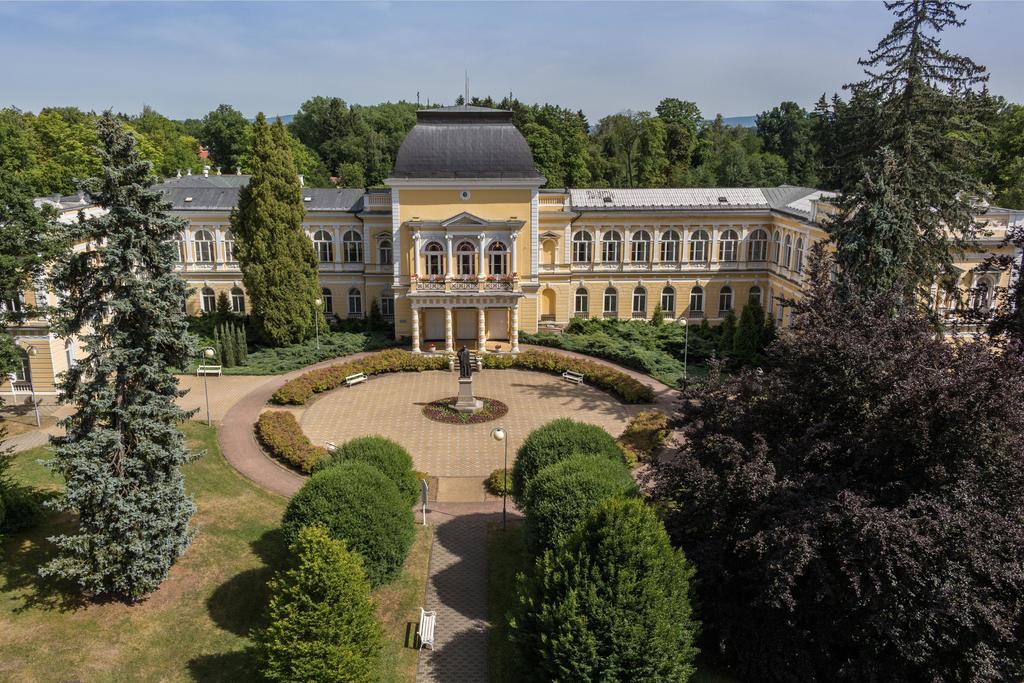 Spa Resort Pawlik-Aquaforum Františkovy Lázně Dış mekan fotoğraf