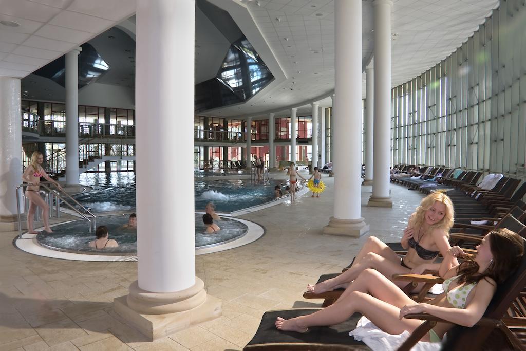 Spa Resort Pawlik-Aquaforum Františkovy Lázně Dış mekan fotoğraf