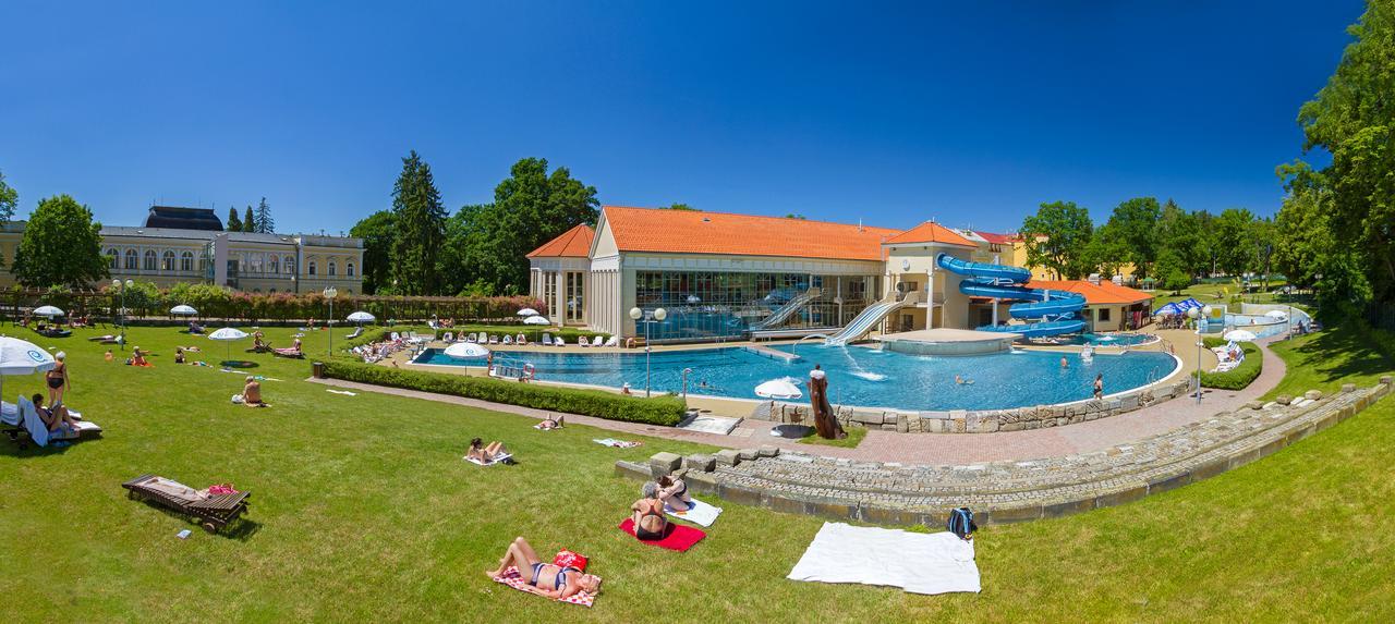 Spa Resort Pawlik-Aquaforum Františkovy Lázně Dış mekan fotoğraf