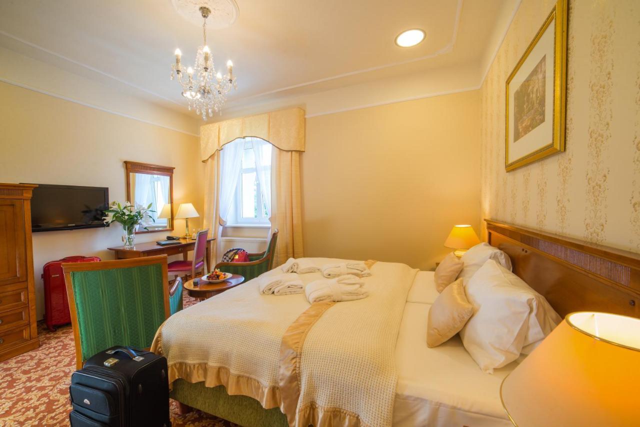 Spa Resort Pawlik-Aquaforum Františkovy Lázně Dış mekan fotoğraf